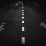 gambar 2 arah jalan yang berbeda